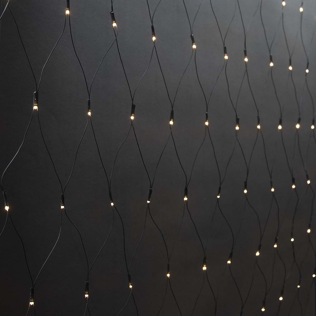 Ghirlanda luminoasa decorativa Nedis, 160 LED-uri, alb cald, plasa 2x1m
